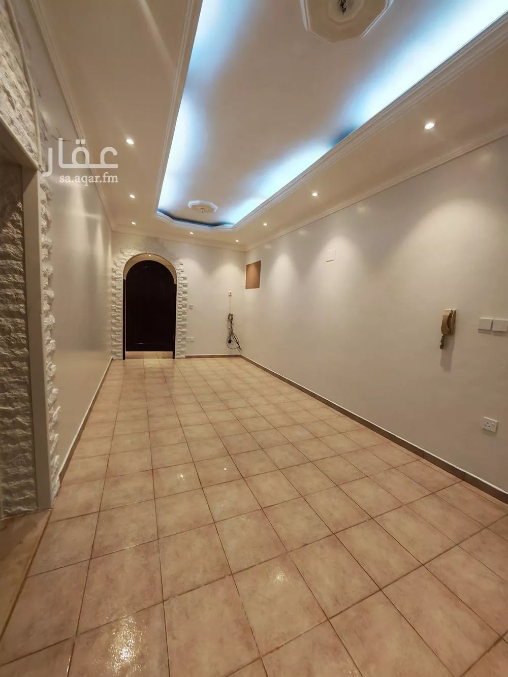5 bedroom apartment in Al Salamah 11