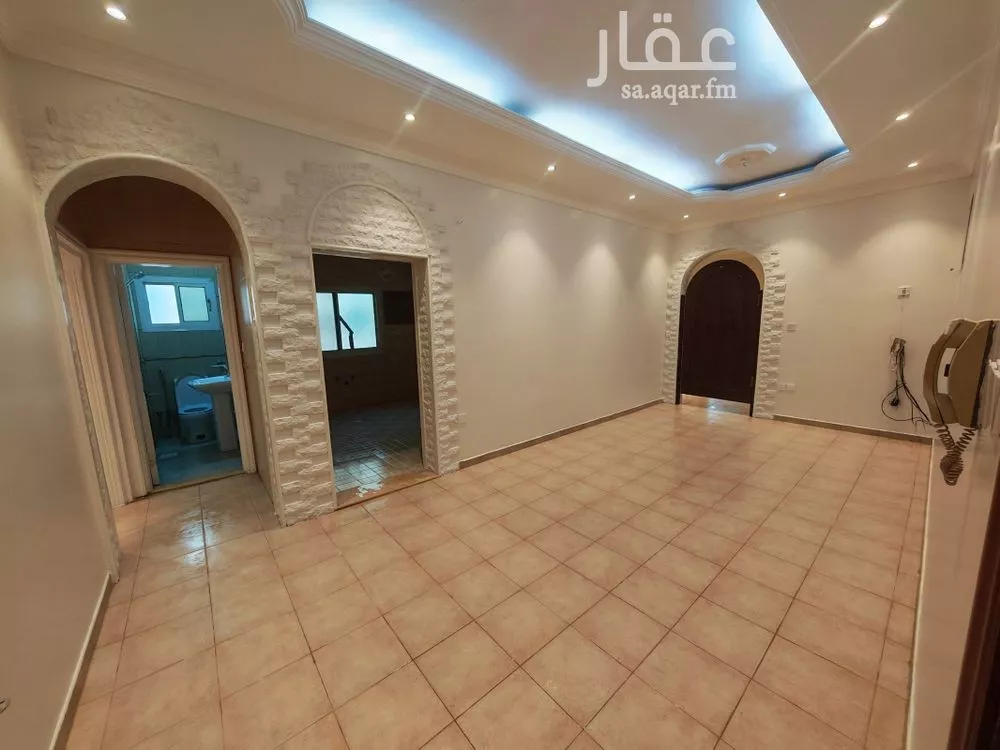 5 bedroom apartment in Al Salamah 14