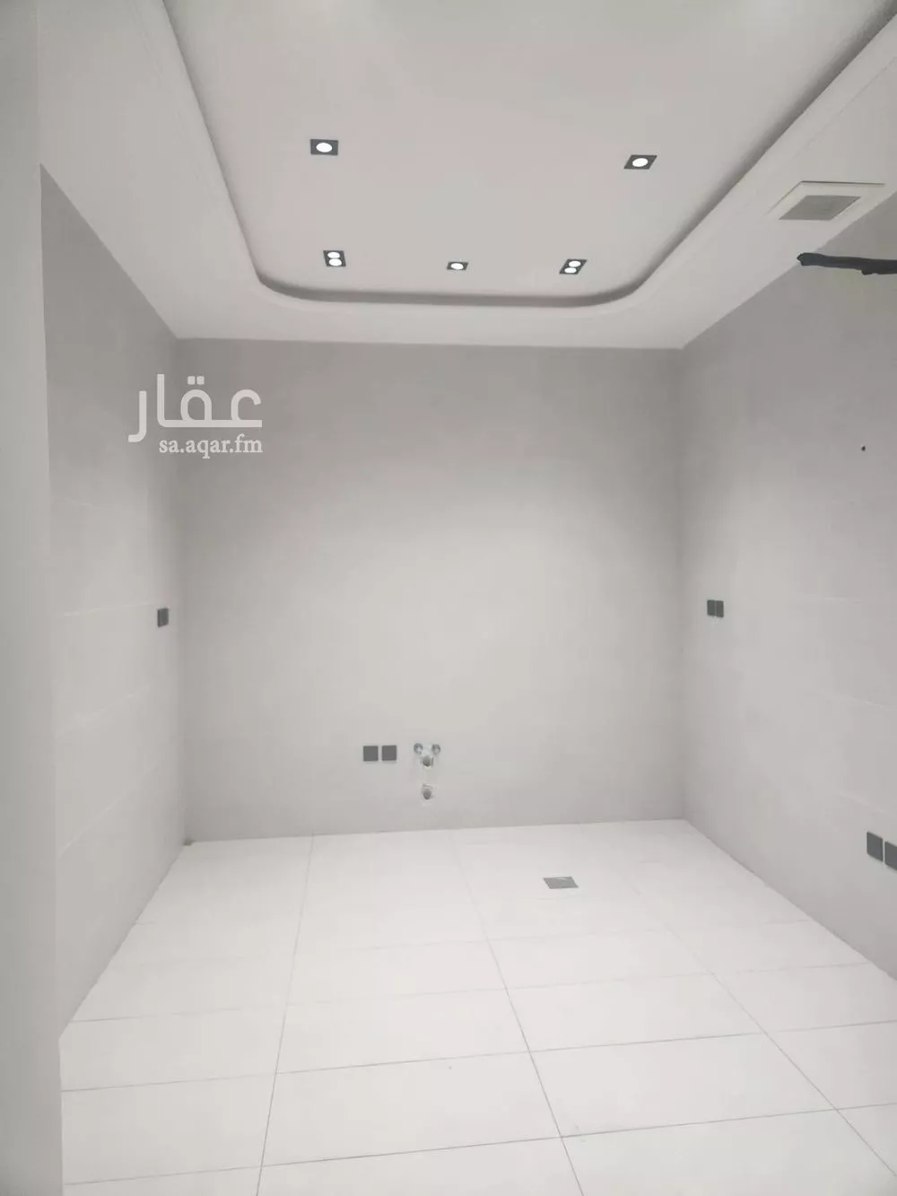 شقة 5 غرف في الصفا 8