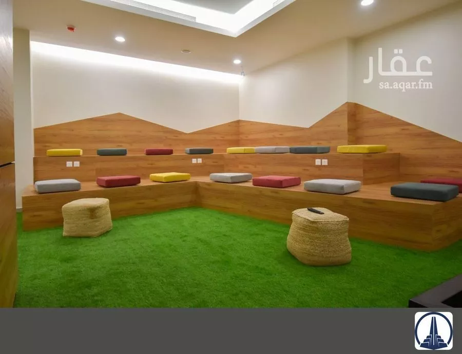 شقة 4 غرف في الشاطئ 9