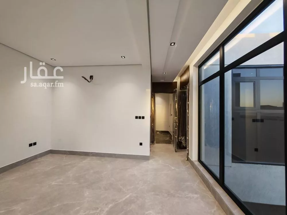 8 bedroom villa in Al Yasmin 14