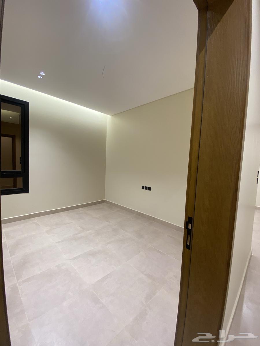 4 bedroom apartment in Ayn Al Khayf 5