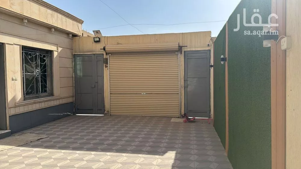 5 bedroom villa in Al Rimal 3