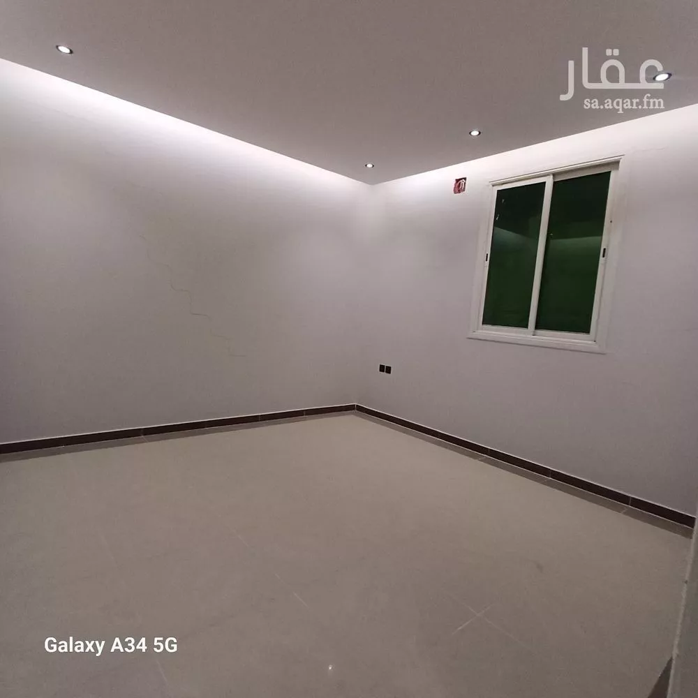4 bedroom floor in Al Yasmin 7