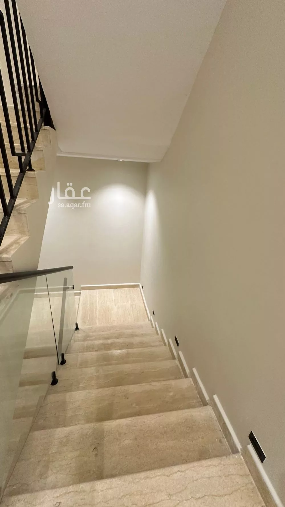 فيلا 10 غرف في الحزم 19