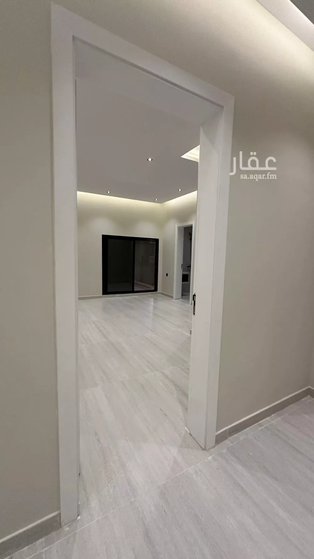فيلا 10 غرف في الحزم 10