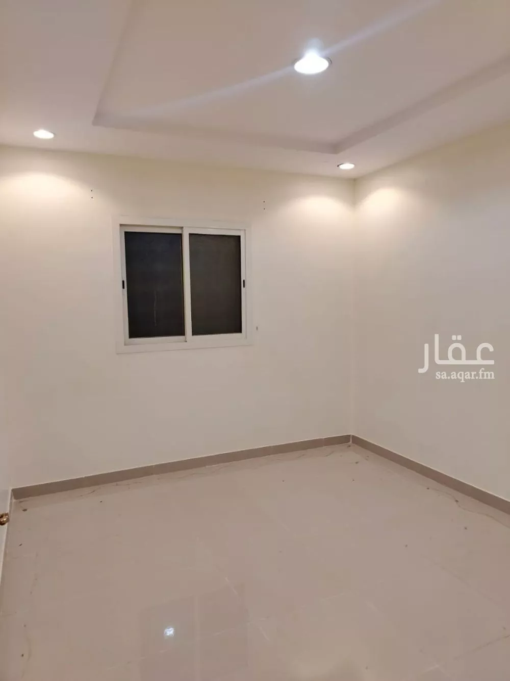 شقة 3 غرف في الرمال 2