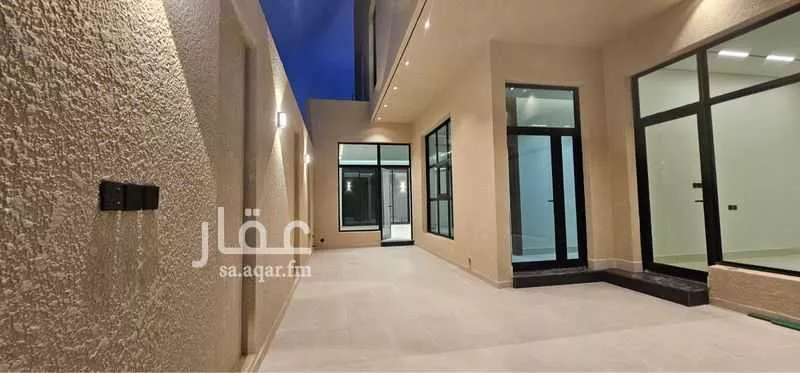 5 bedroom villa in Al Aridh 2
