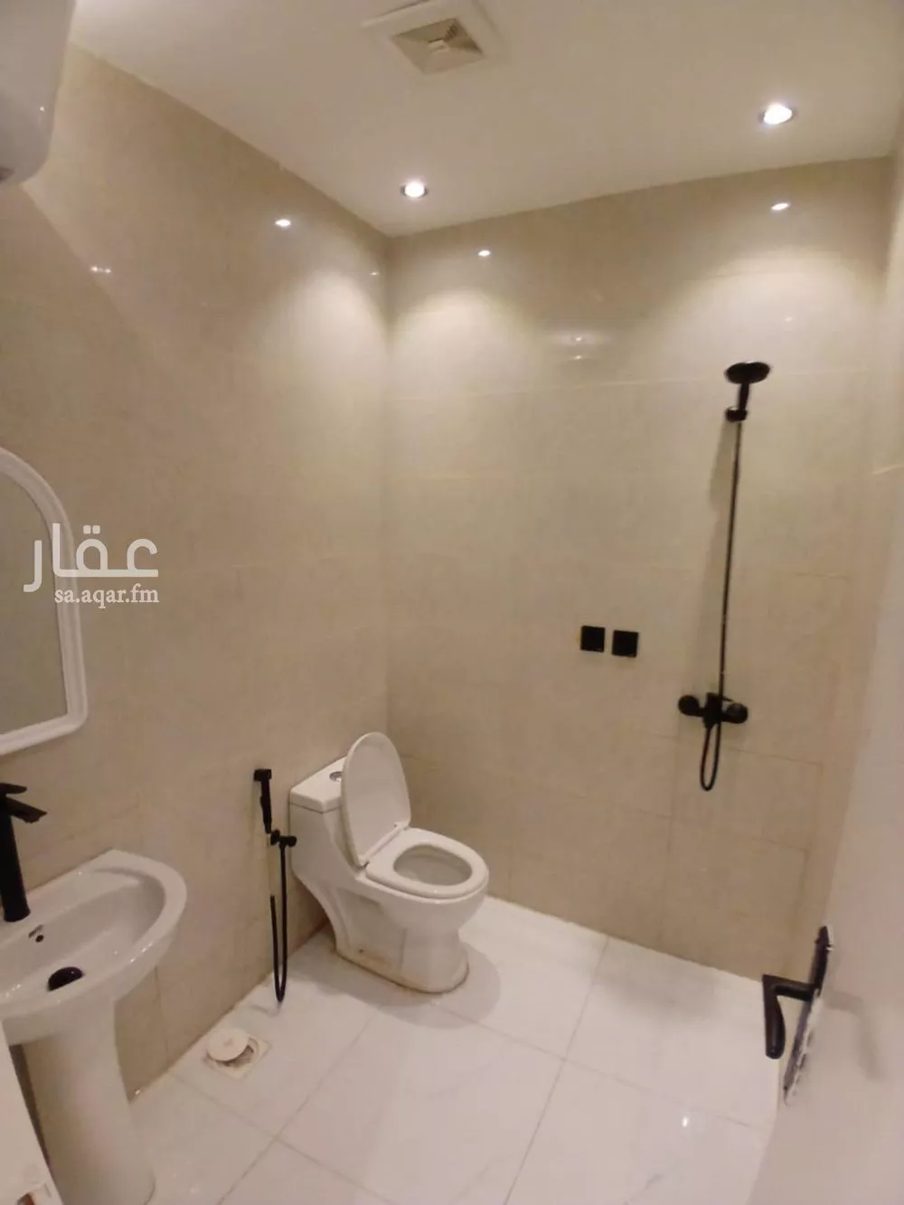 1 bedroom apartment in Al Malqa 5