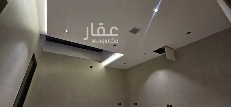 فيلا 6 غرف في العارض 14