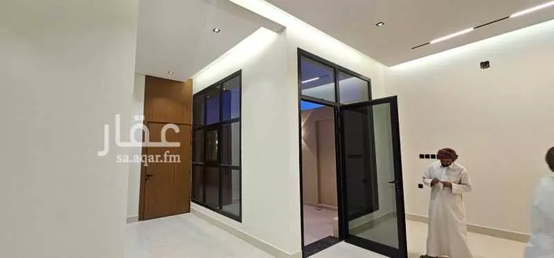 فيلا 6 غرف في العارض 16