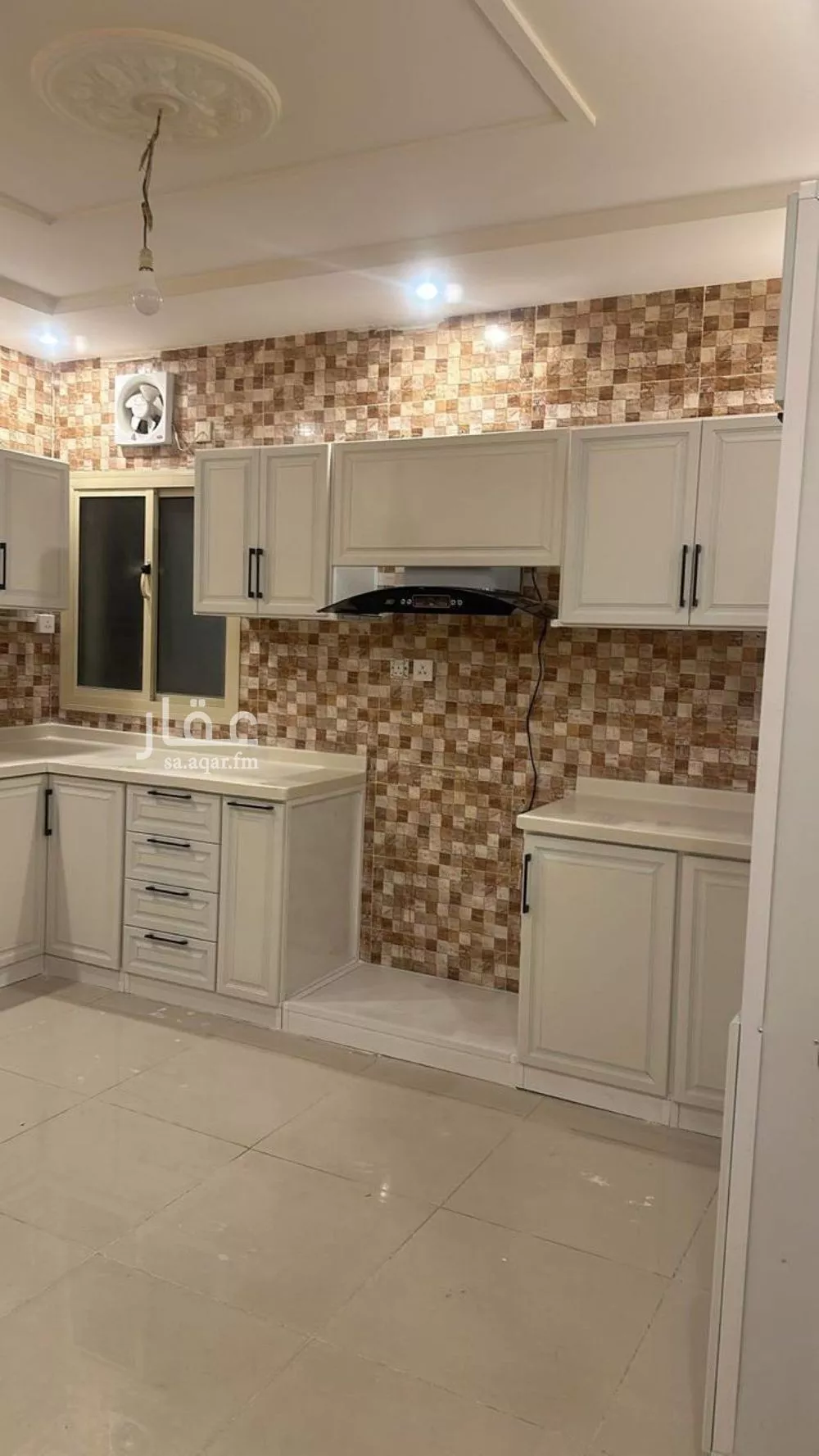 4 bedroom apartment in Al Salamah 10