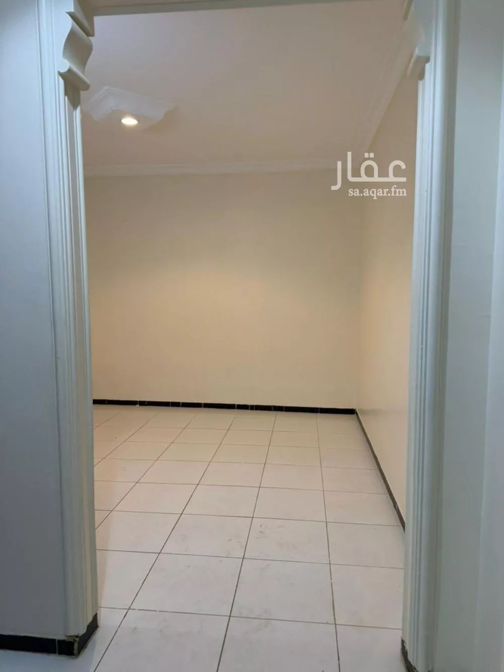 3 bedroom floor in Tuwaiq 8