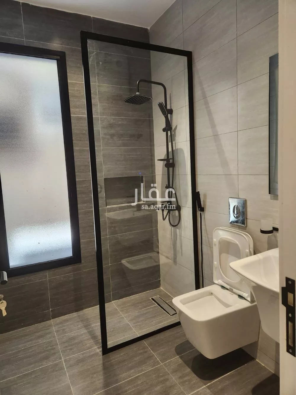 4 bedroom apartment in Al Rawdah 18