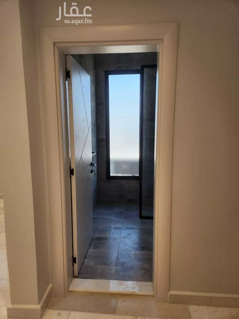4 bedroom apartment in Al Rawdah 23