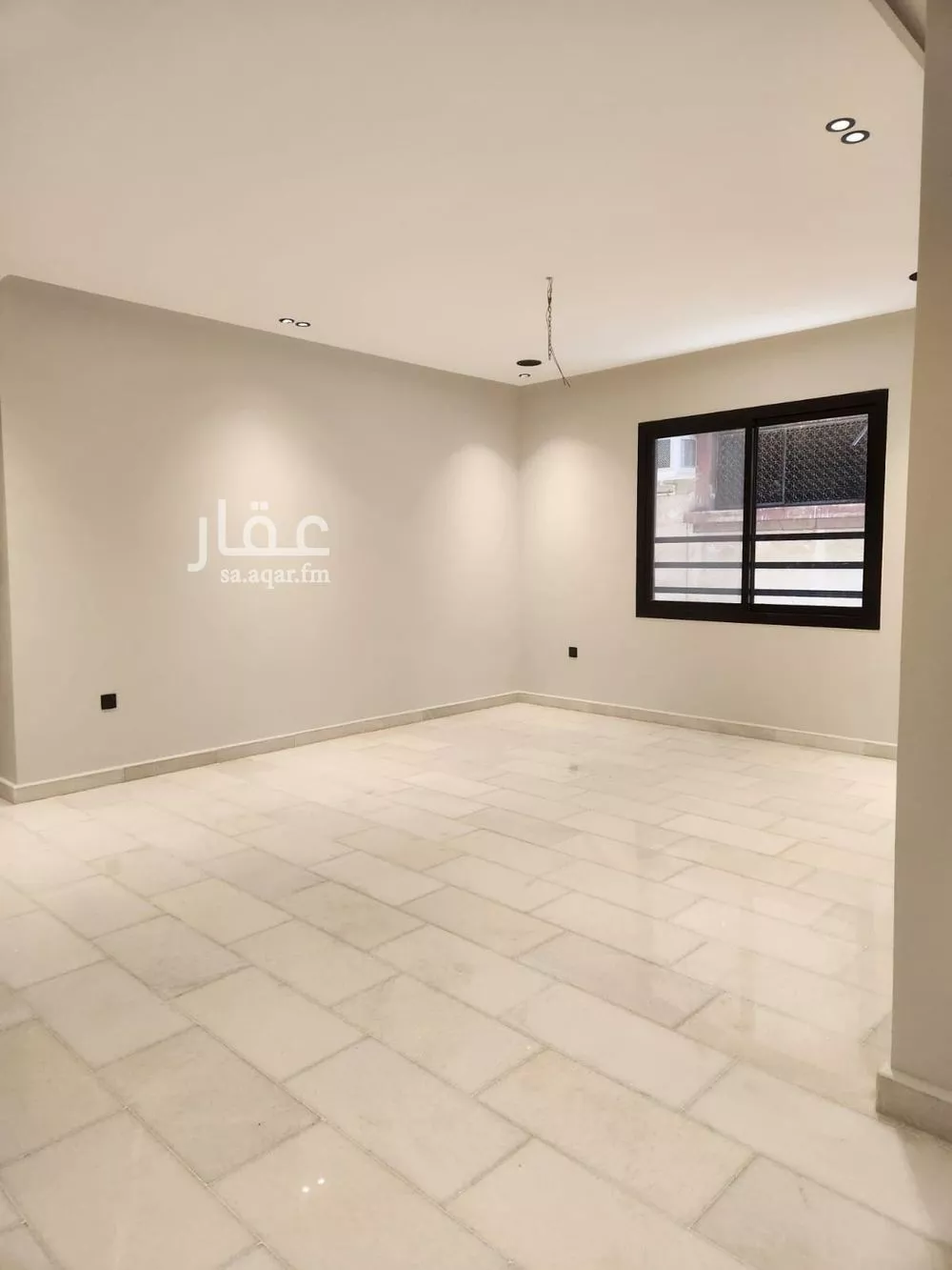 4 bedroom apartment in Al Rawdah 24