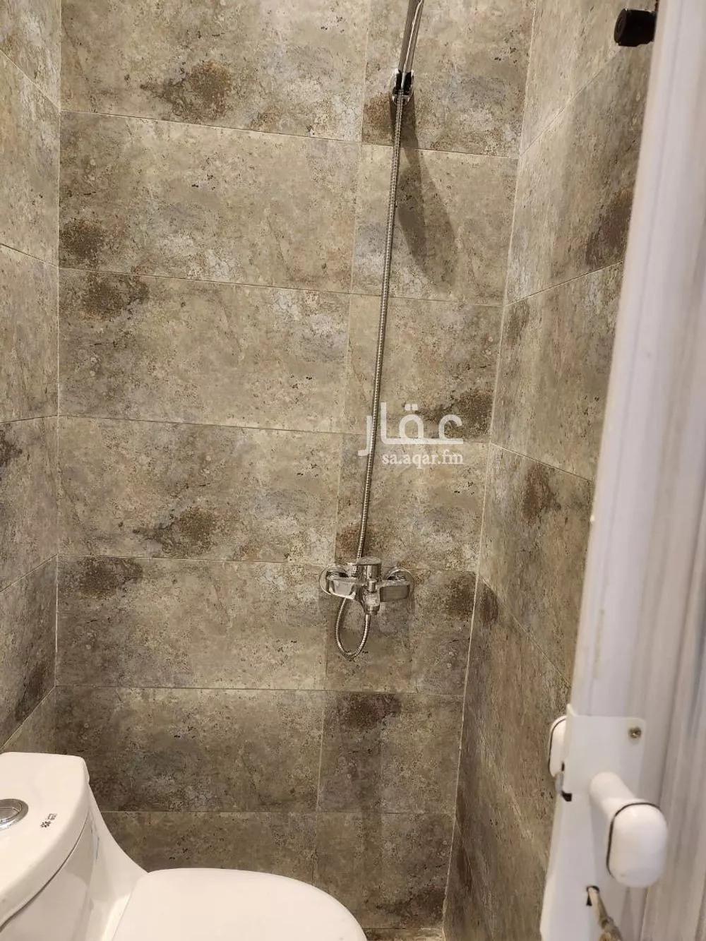 4 bedroom apartment in Al Rawdah 25