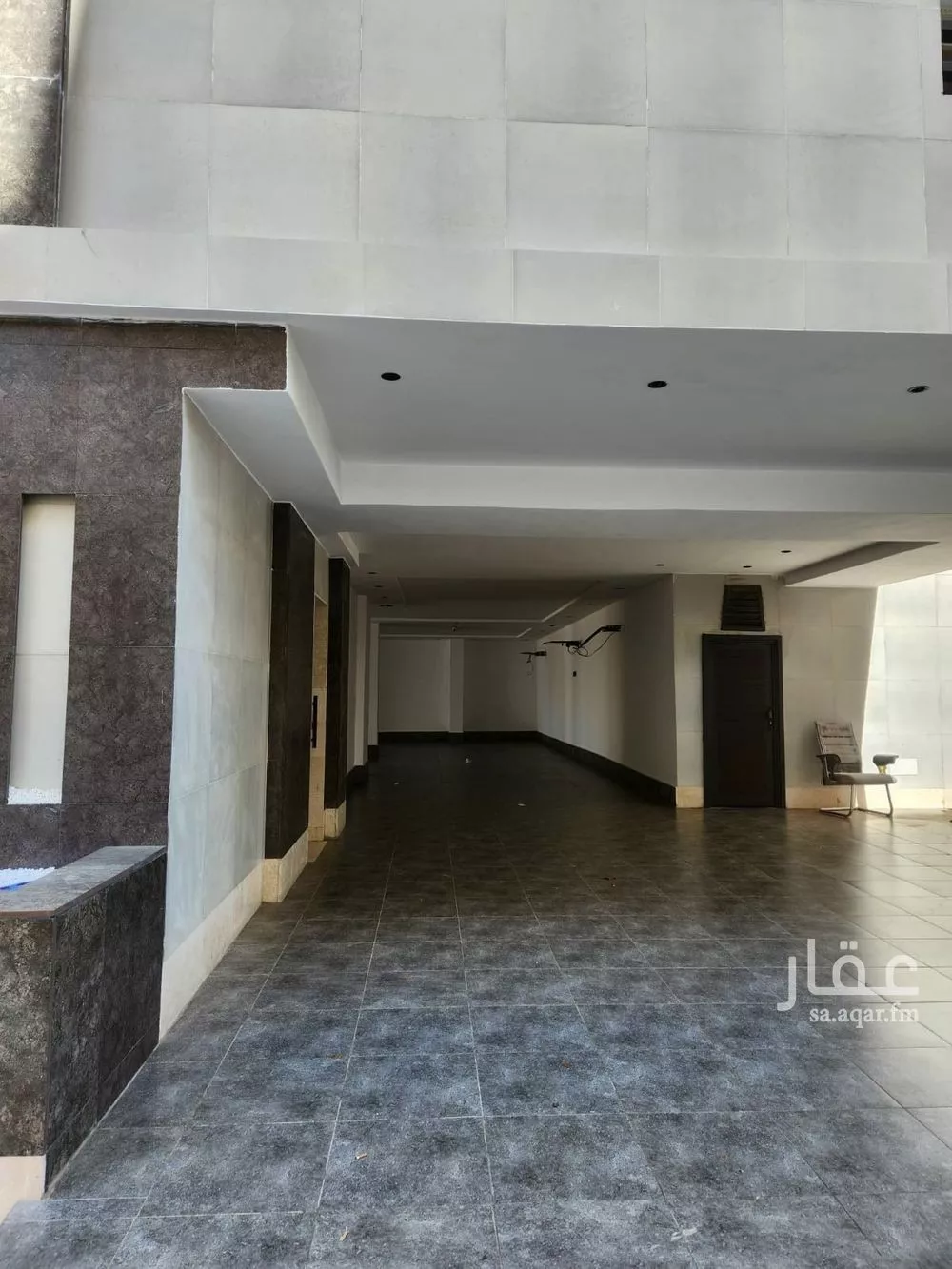 4 bedroom apartment in Al Rawdah 26