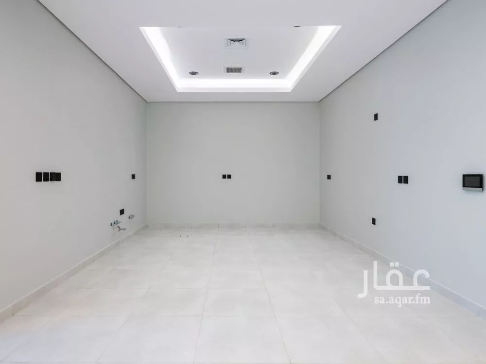 دور 3 غرف في العارض 2