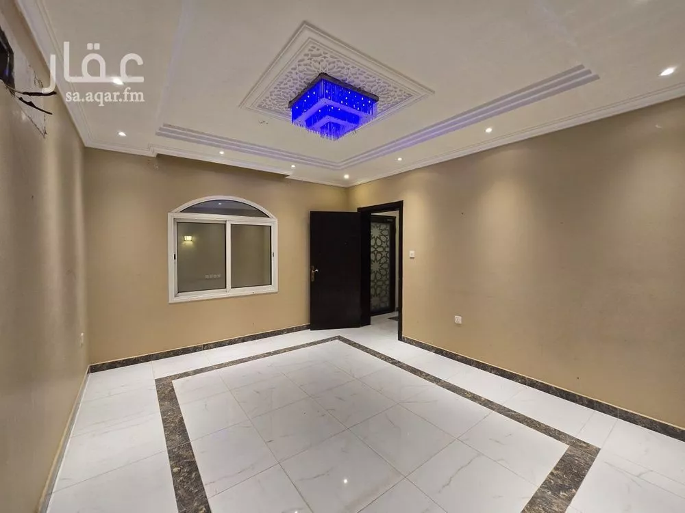 دور 4 غرف في الشراع 14