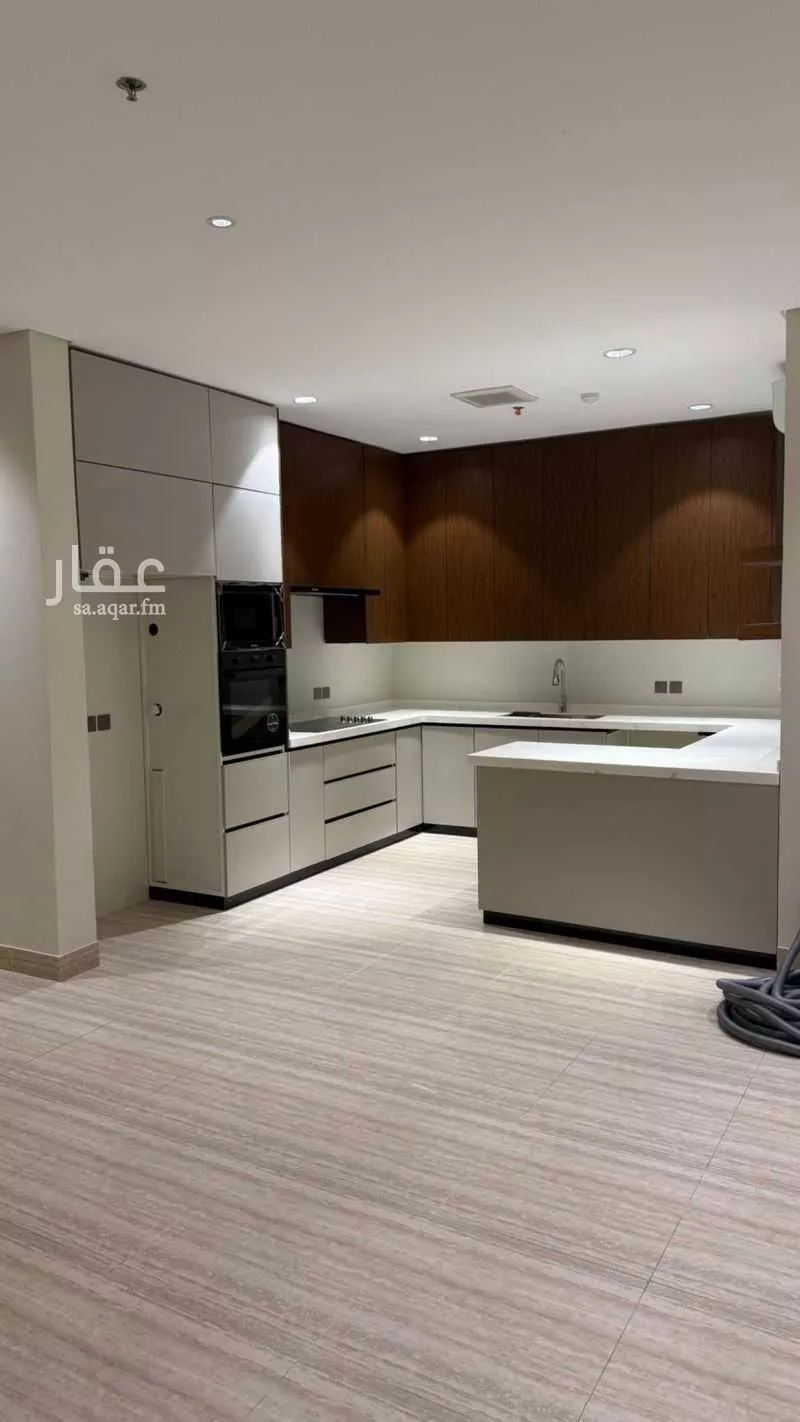 4 bedroom apartment in Al Hamra 14