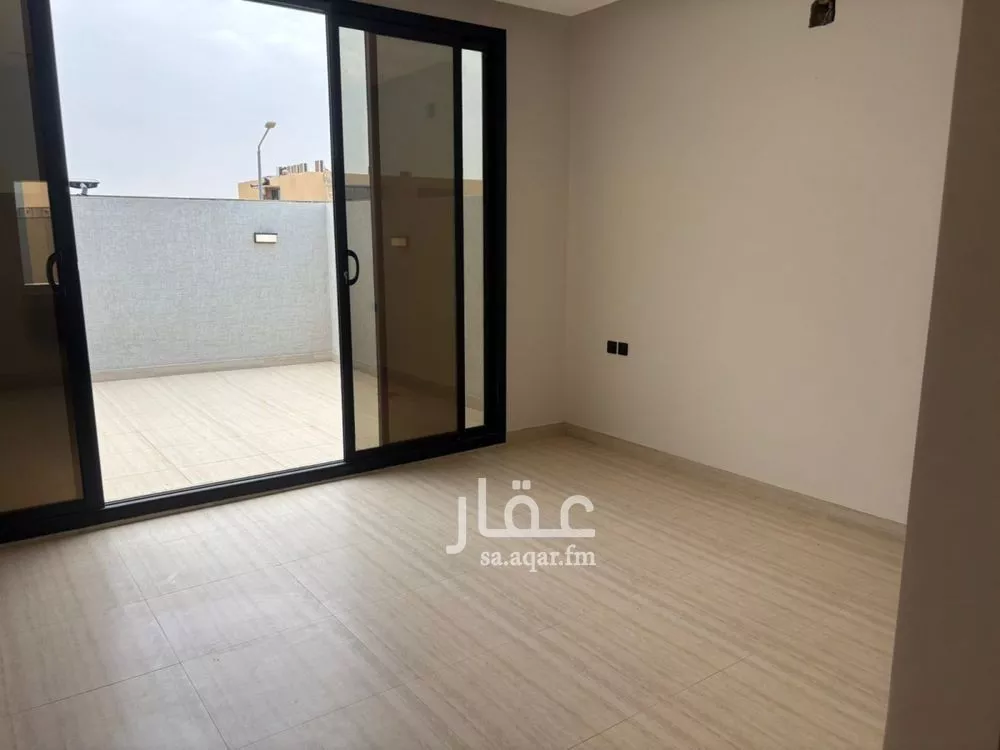 دور 3 غرف في العارض 13