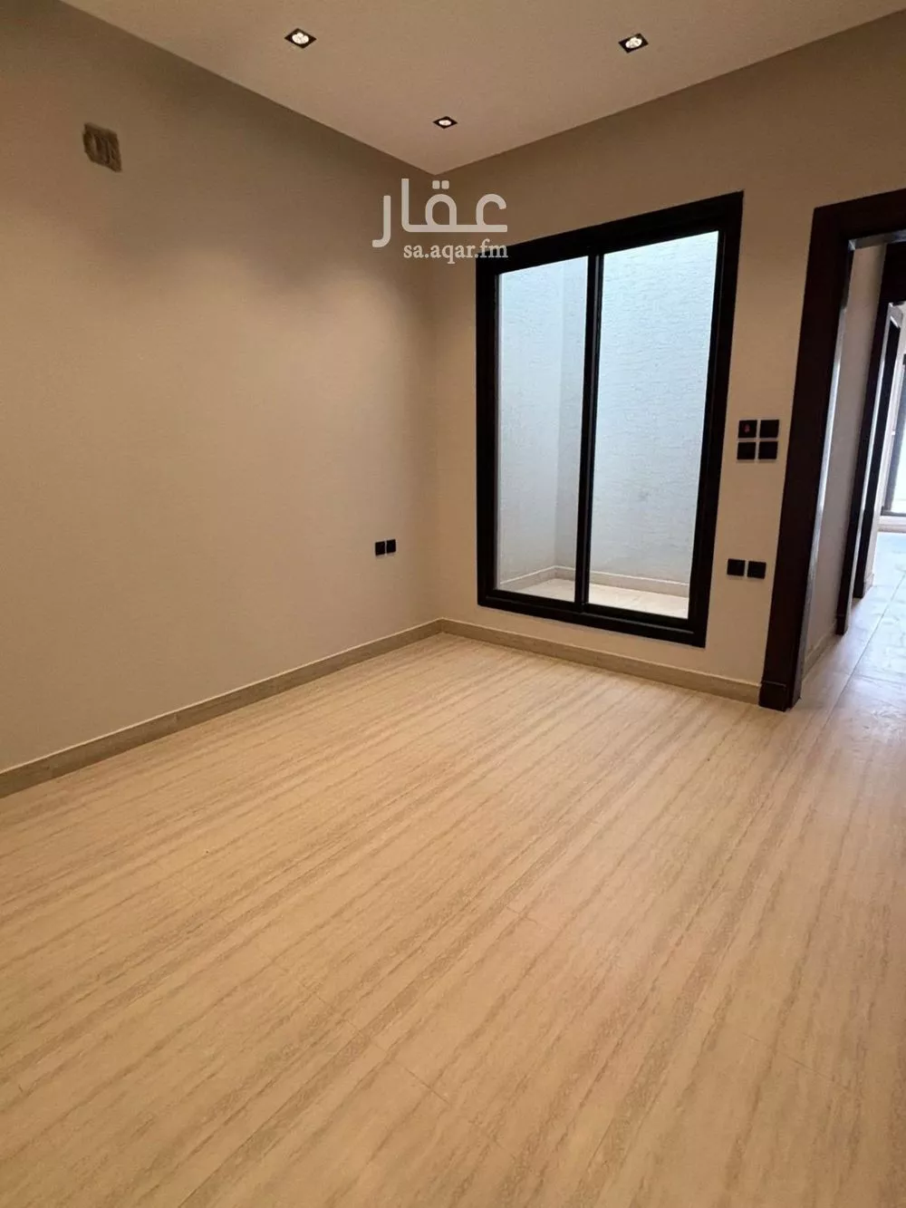 دور 3 غرف في العارض 6