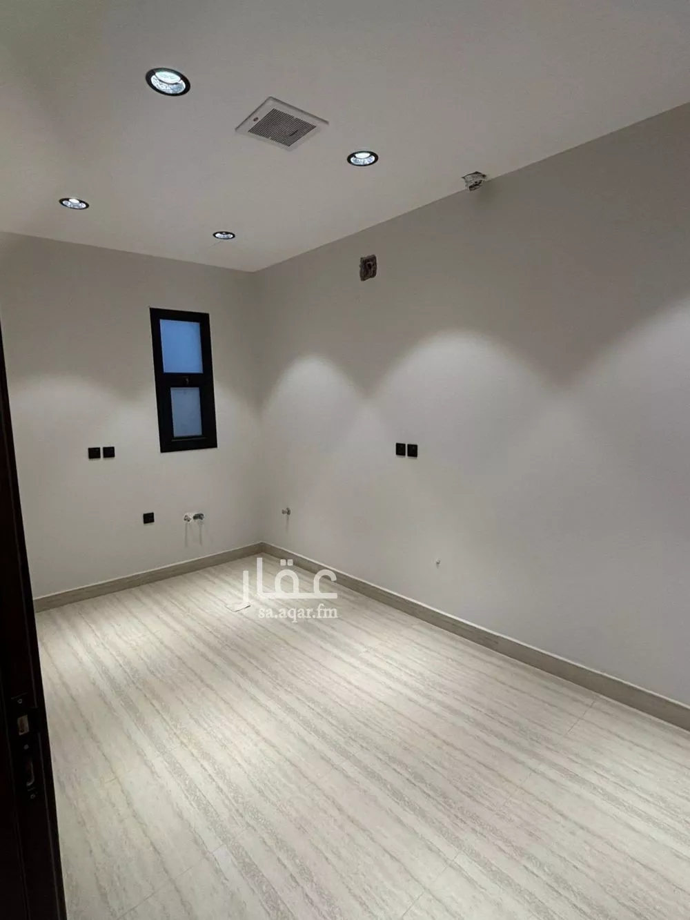 دور 3 غرف في العارض 7