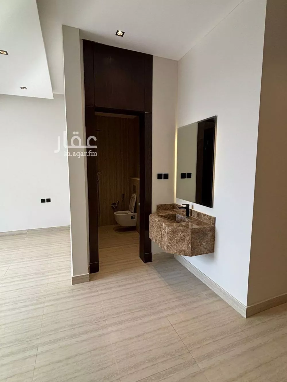 دور 3 غرف في العارض 8