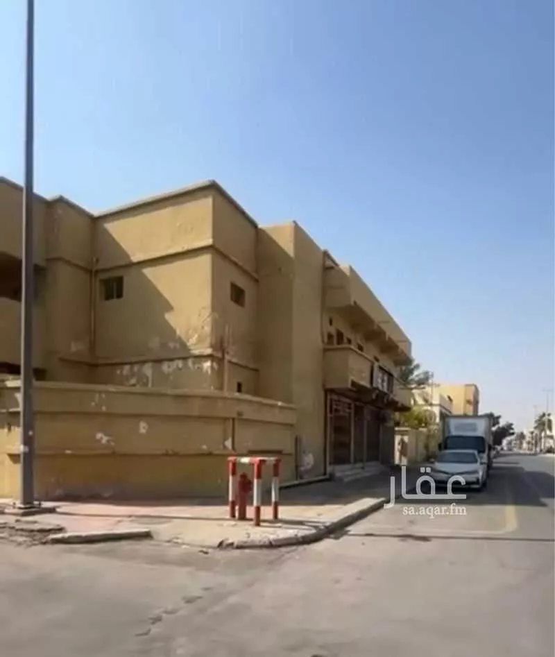 عمارة 467 م² في مدينة العمال 2