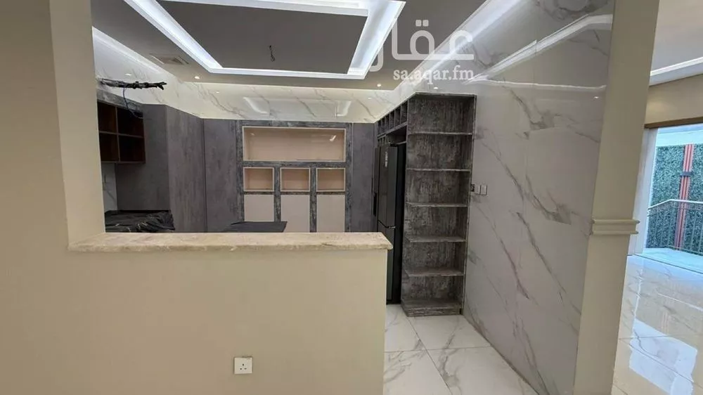 8 bedroom villa in Az Zomorod 4