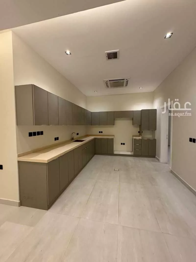 دور 3 غرف في العارض 2
