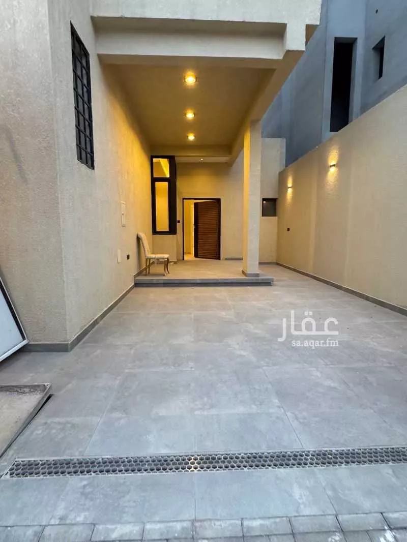 دور 3 غرف في العارض 8