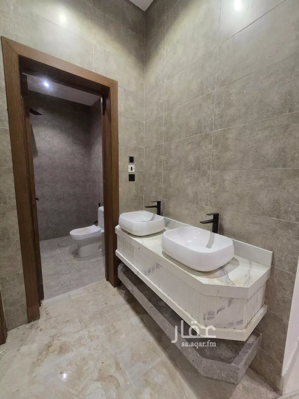 5 bedroom floor in Tuwaiq 14