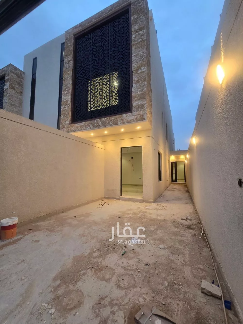 5 bedroom floor in Tuwaiq 3