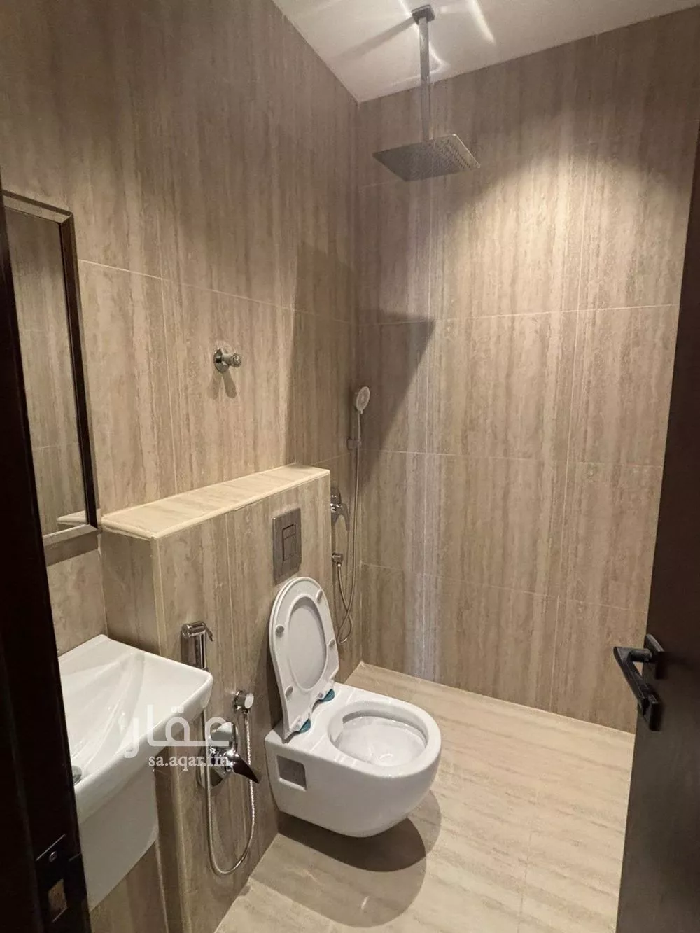 4 bedroom floor in Al Aridh 12