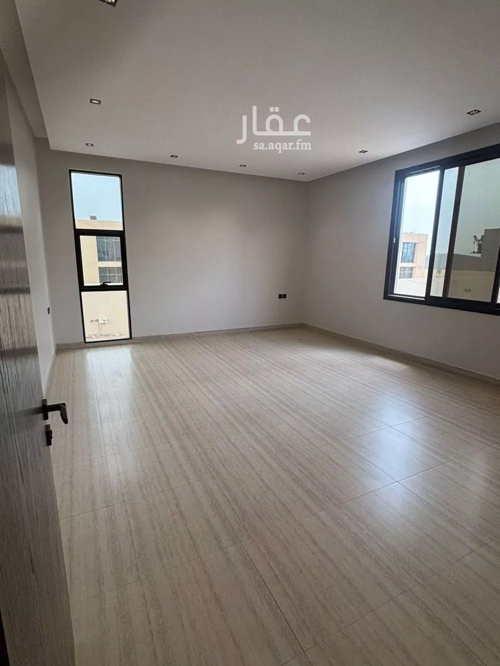 4 bedroom floor in Al Aridh 5