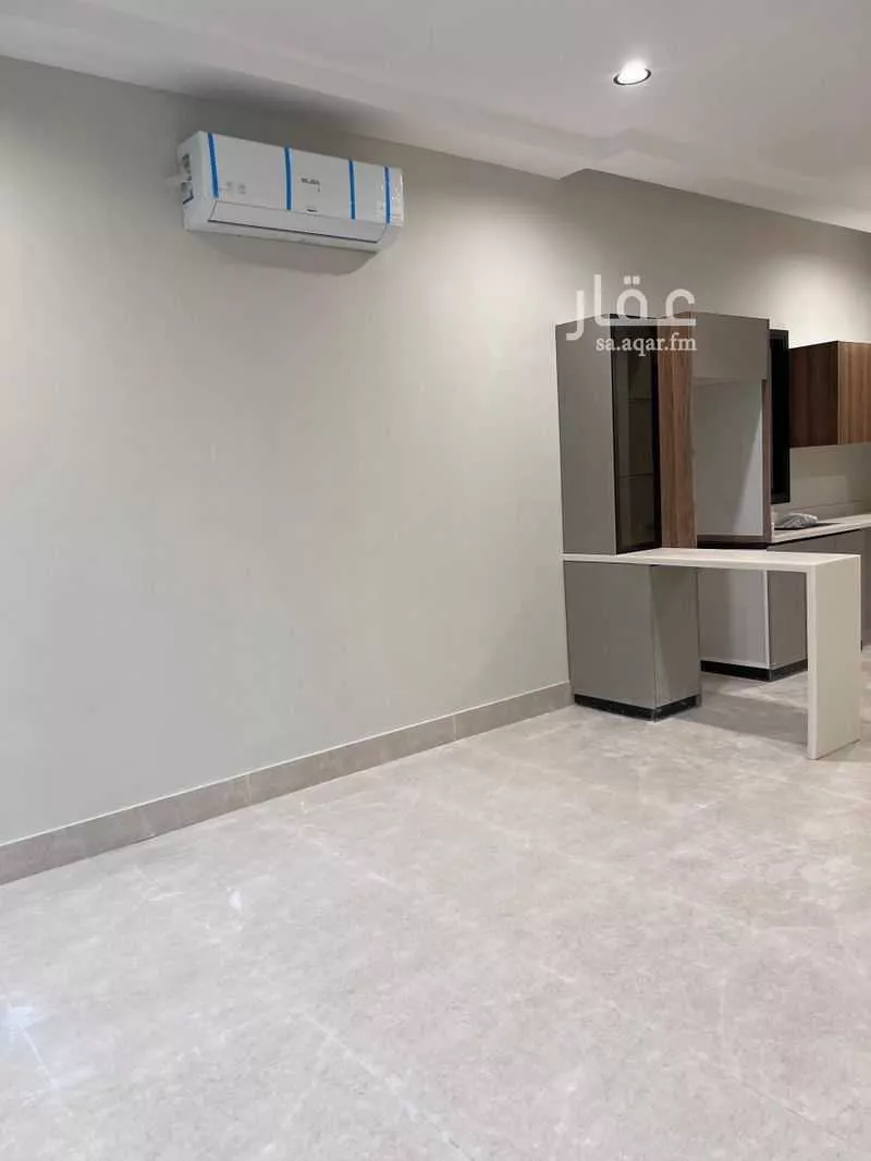 5 bedroom apartment in Dana Al Shamaliah 22