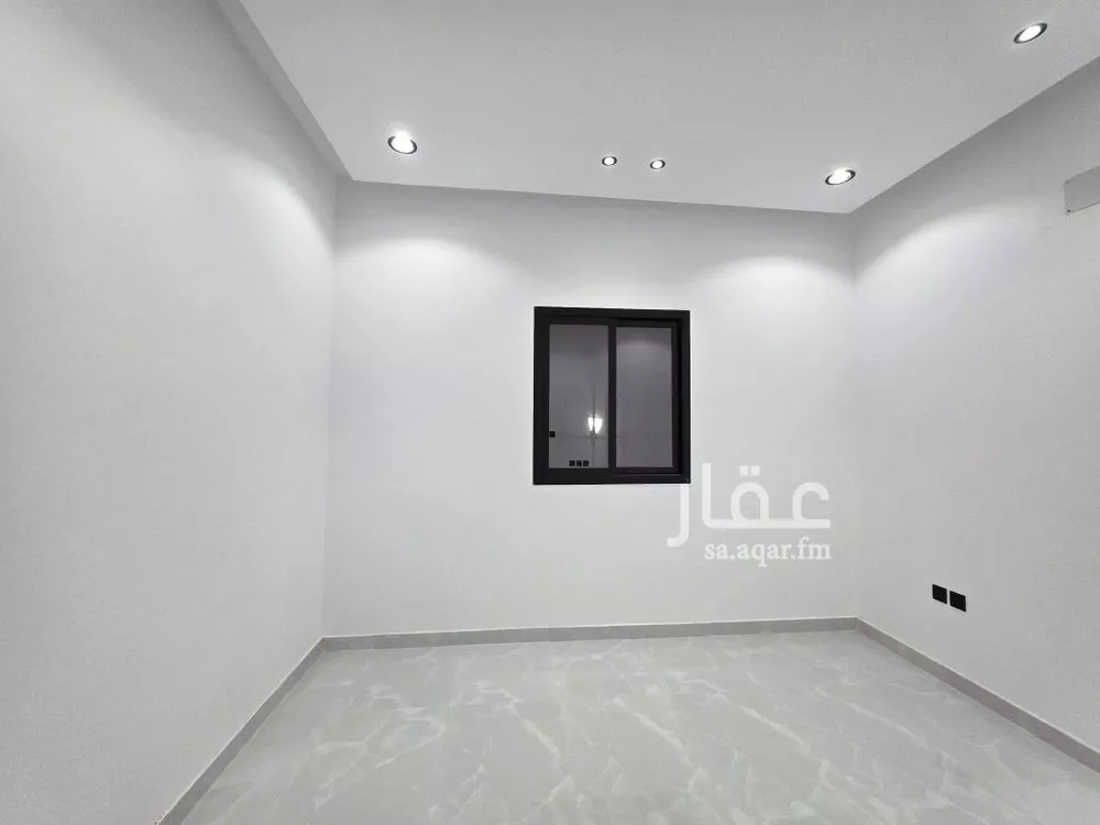 4 bedroom floor in Al Janadriyah 13