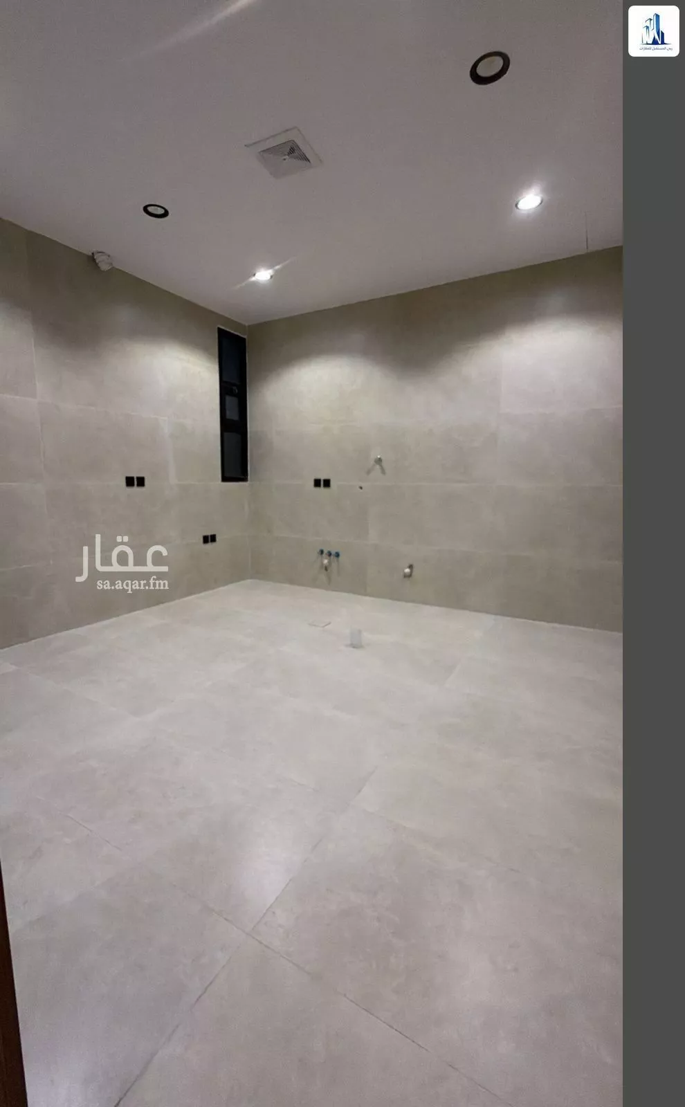 5 bedroom floor in Al Maizilah 7