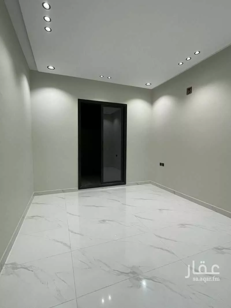 5 bedroom floor in Al Janadriyah 13