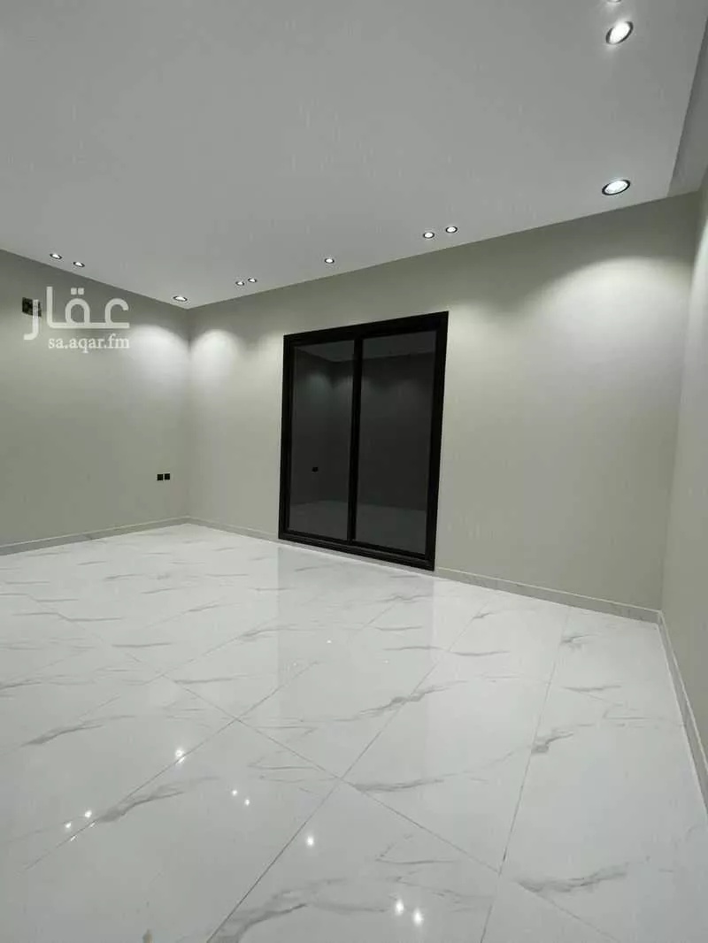 5 bedroom floor in Al Janadriyah 4