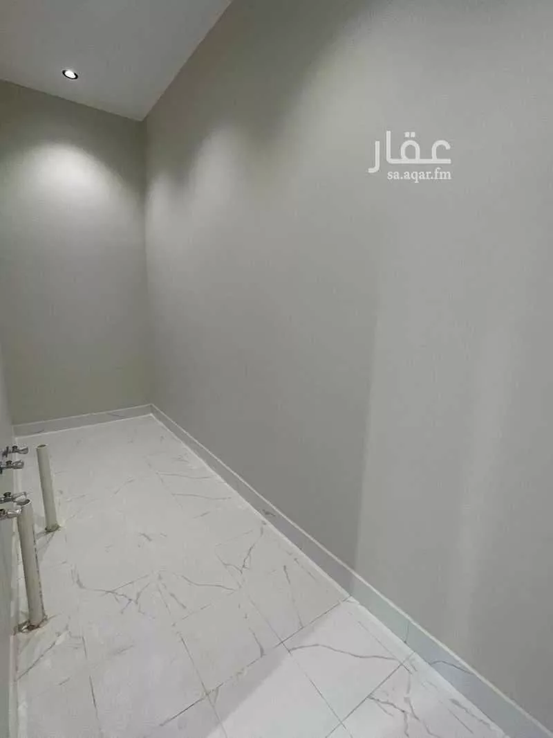 5 bedroom floor in Al Janadriyah 7