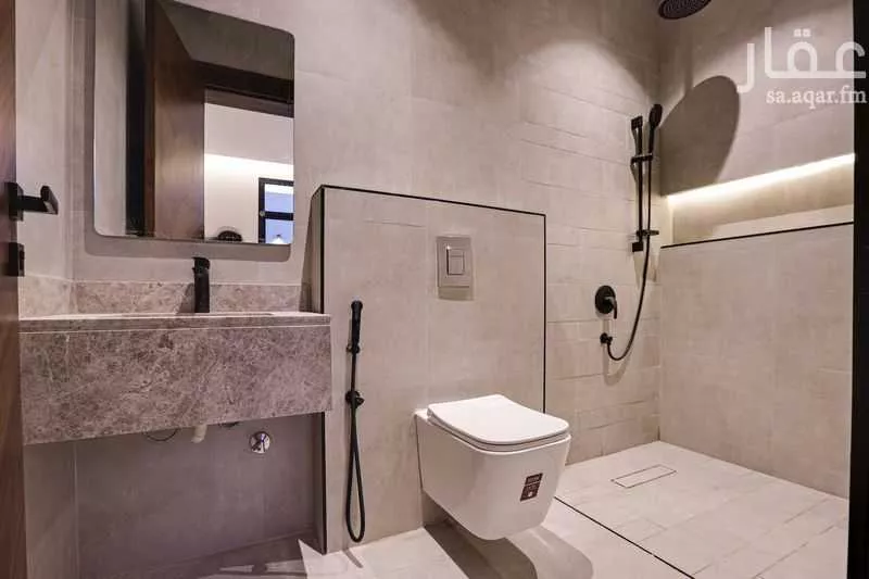 4 bedroom floor in Al Aridh 13