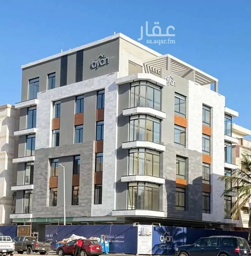 عمارة 645 م² في الروضة 4