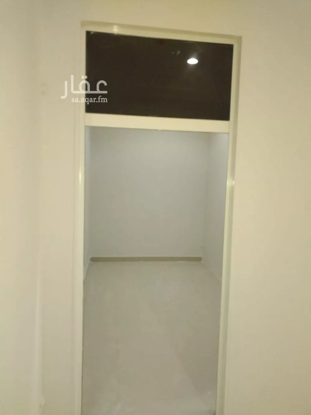 مكتب 787 م² في النرجس 4