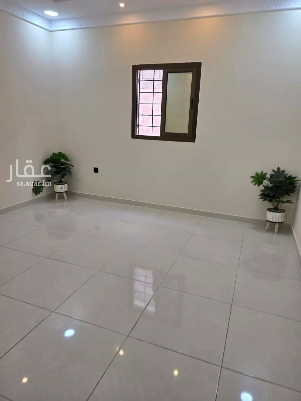 فيلا 9 غرف في ضاحية الملك فهد 21
