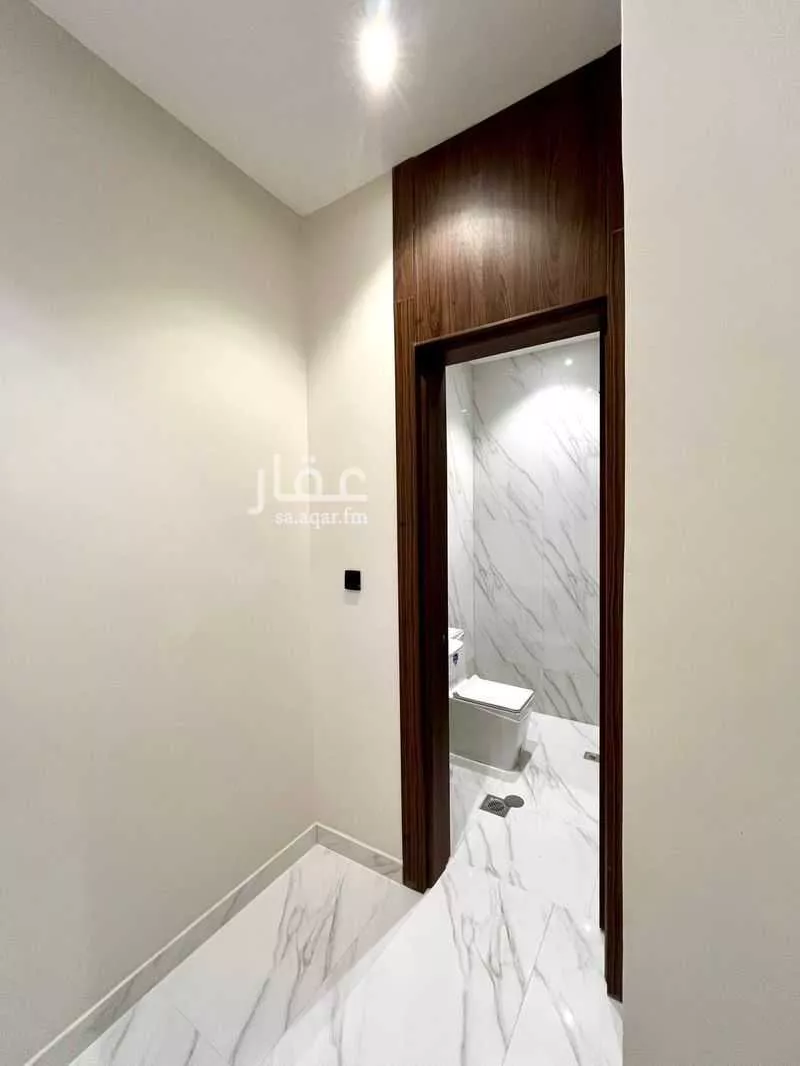 5 bedroom villa in Ash Shulah 2