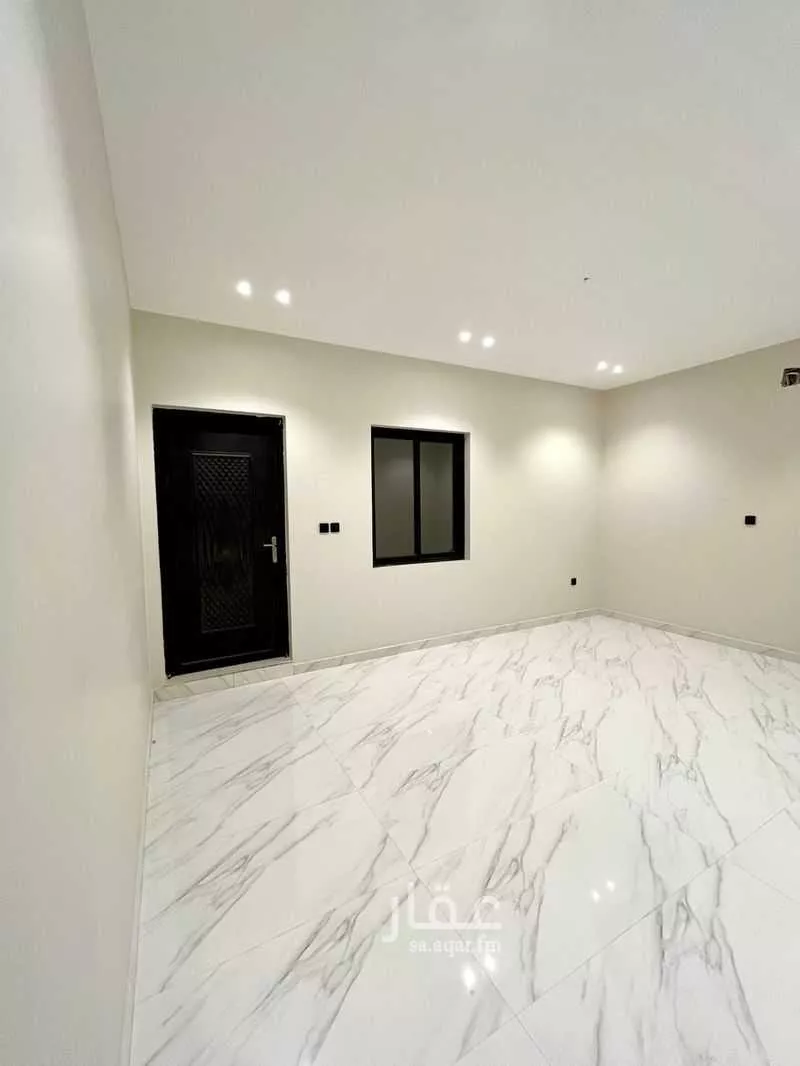5 bedroom villa in Ash Shulah 7