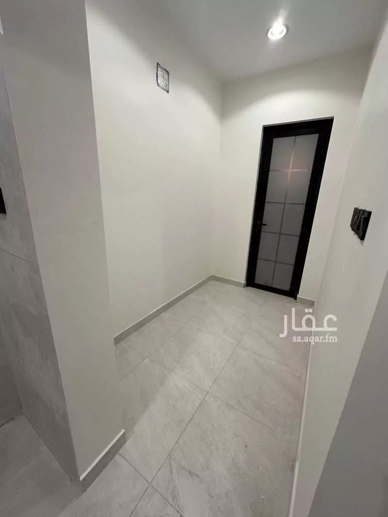 فيلا 5 غرف في المنار 12